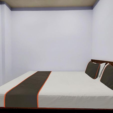 Collection O Ashirbad Lodge Guwahati Exteriör bild