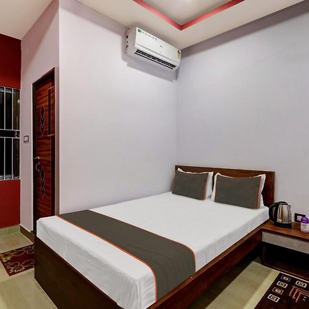 Collection O Ashirbad Lodge Guwahati Exteriör bild
