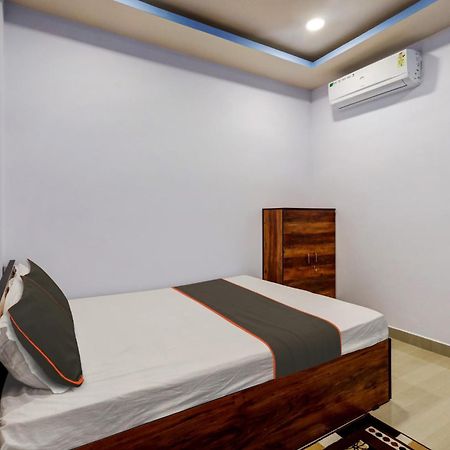 Collection O Ashirbad Lodge Guwahati Exteriör bild