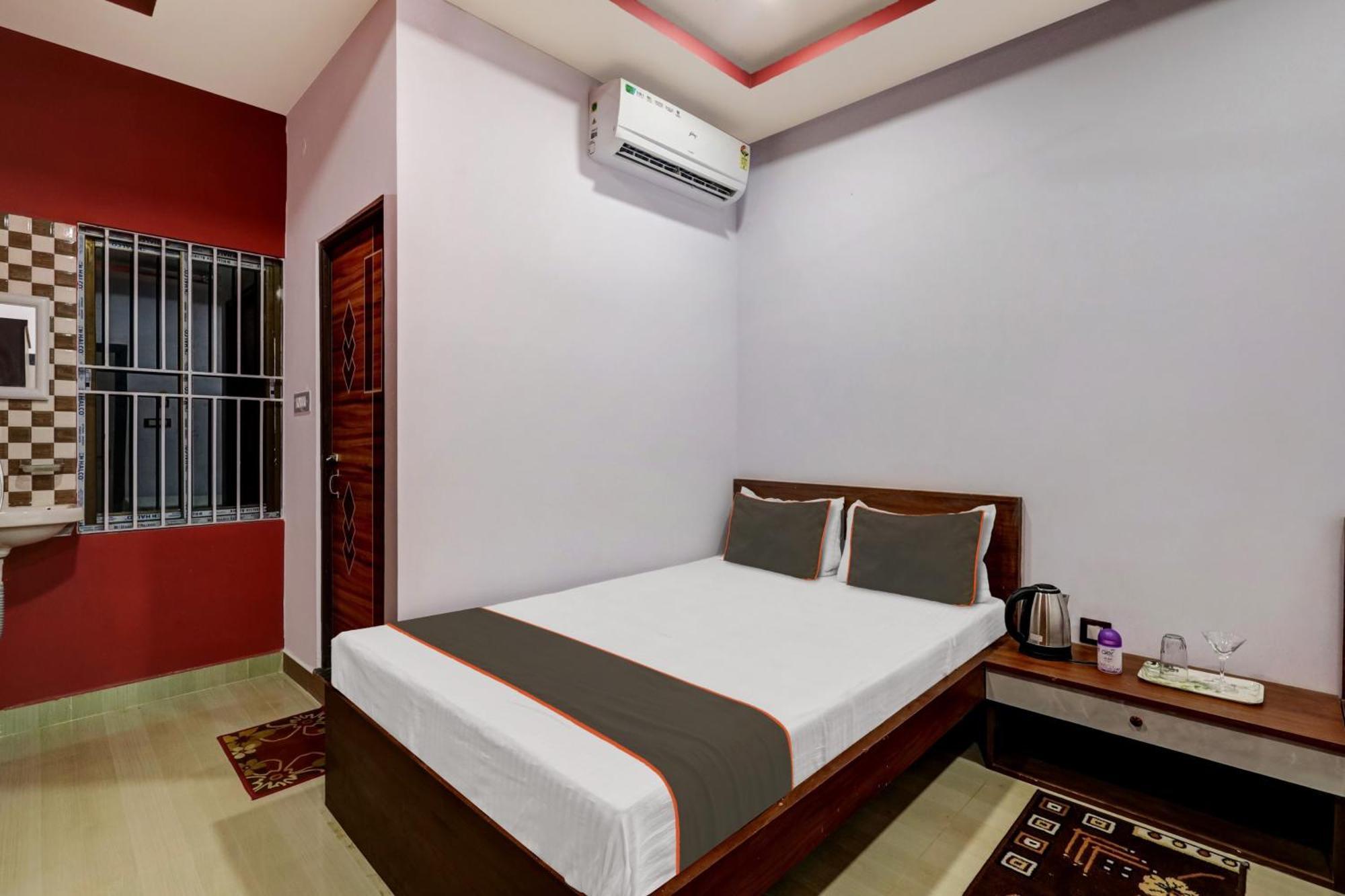 Collection O Ashirbad Lodge Guwahati Exteriör bild