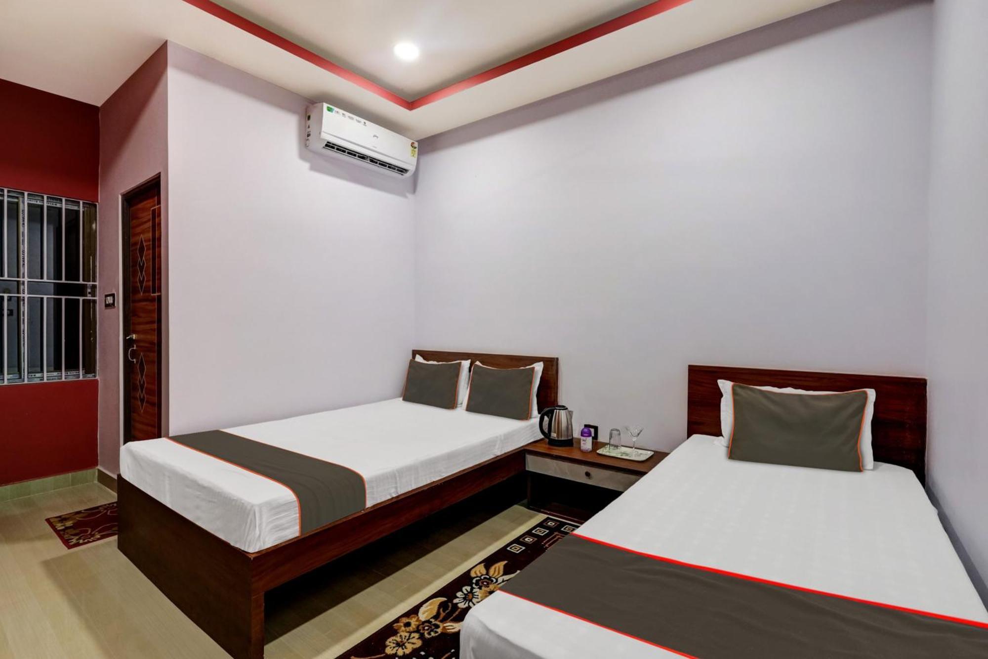 Collection O Ashirbad Lodge Guwahati Exteriör bild